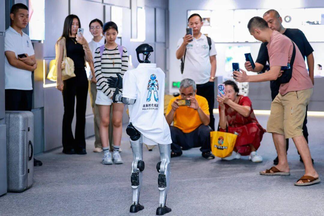 n AI：人工智能时代的龙岗战略与新路新葡京娱乐蝶变龙岗·86 All i(图4)