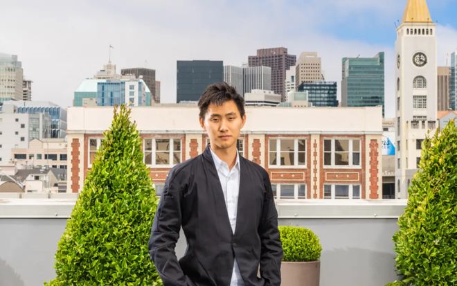 巨头AI大权!一觉醒来图灵奖得主也要向他汇报新葡京网上赌场28岁华人执掌185万亿科技(图4) 巨头AI大权!一觉醒来图灵奖得主也要向他汇报新葡京网上赌场28岁华人执掌185万亿科技(图4)